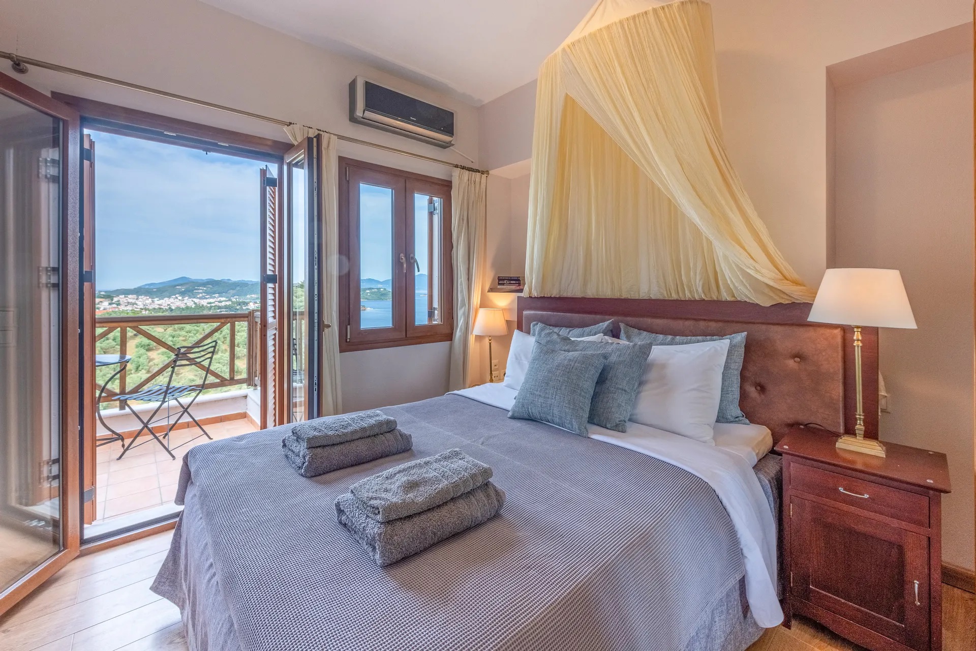 Skiathos Gea Villas-Dvosobna Villa Europa spavaca soba.jpg