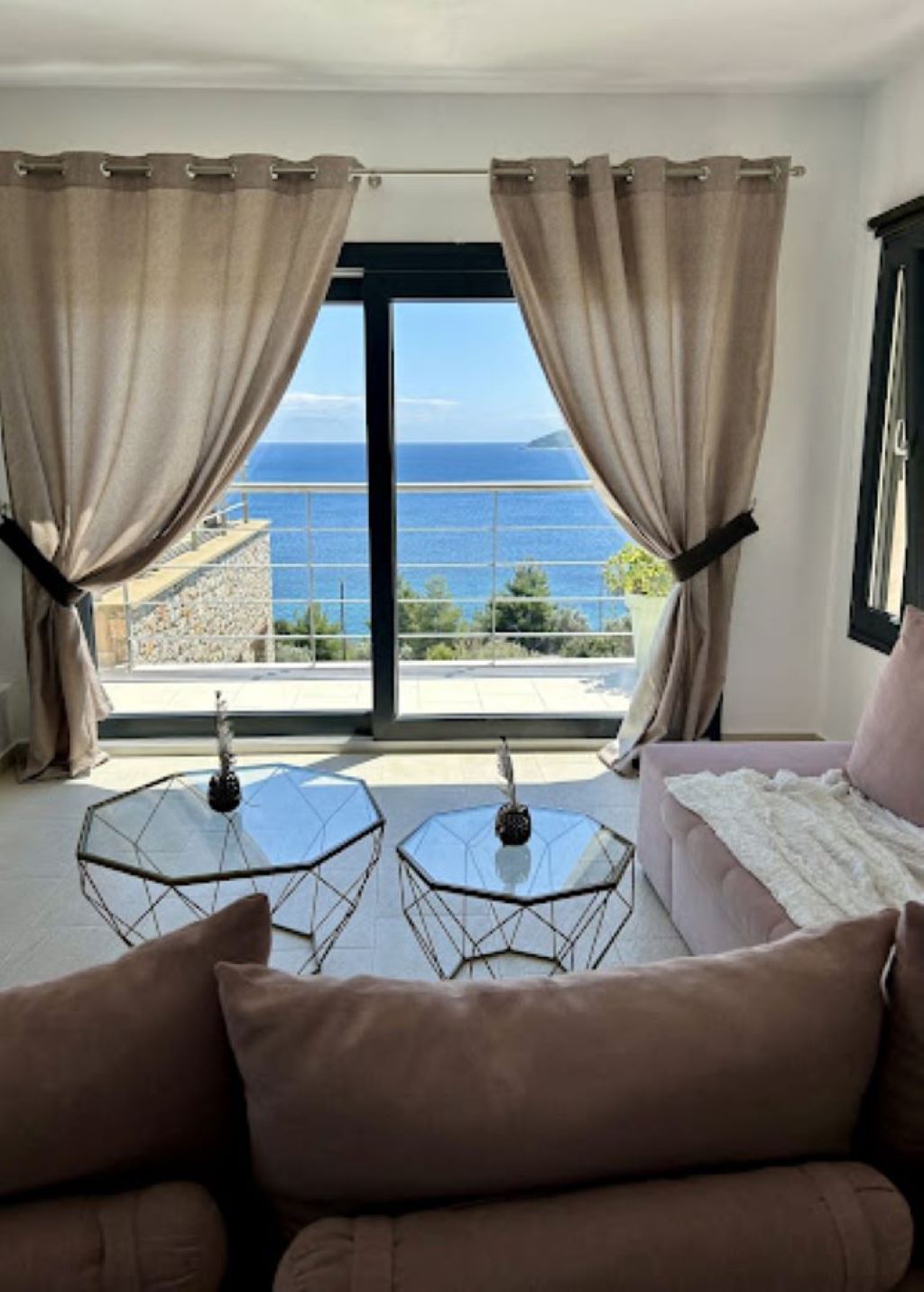 Golden King Villas-pogled-.jpg