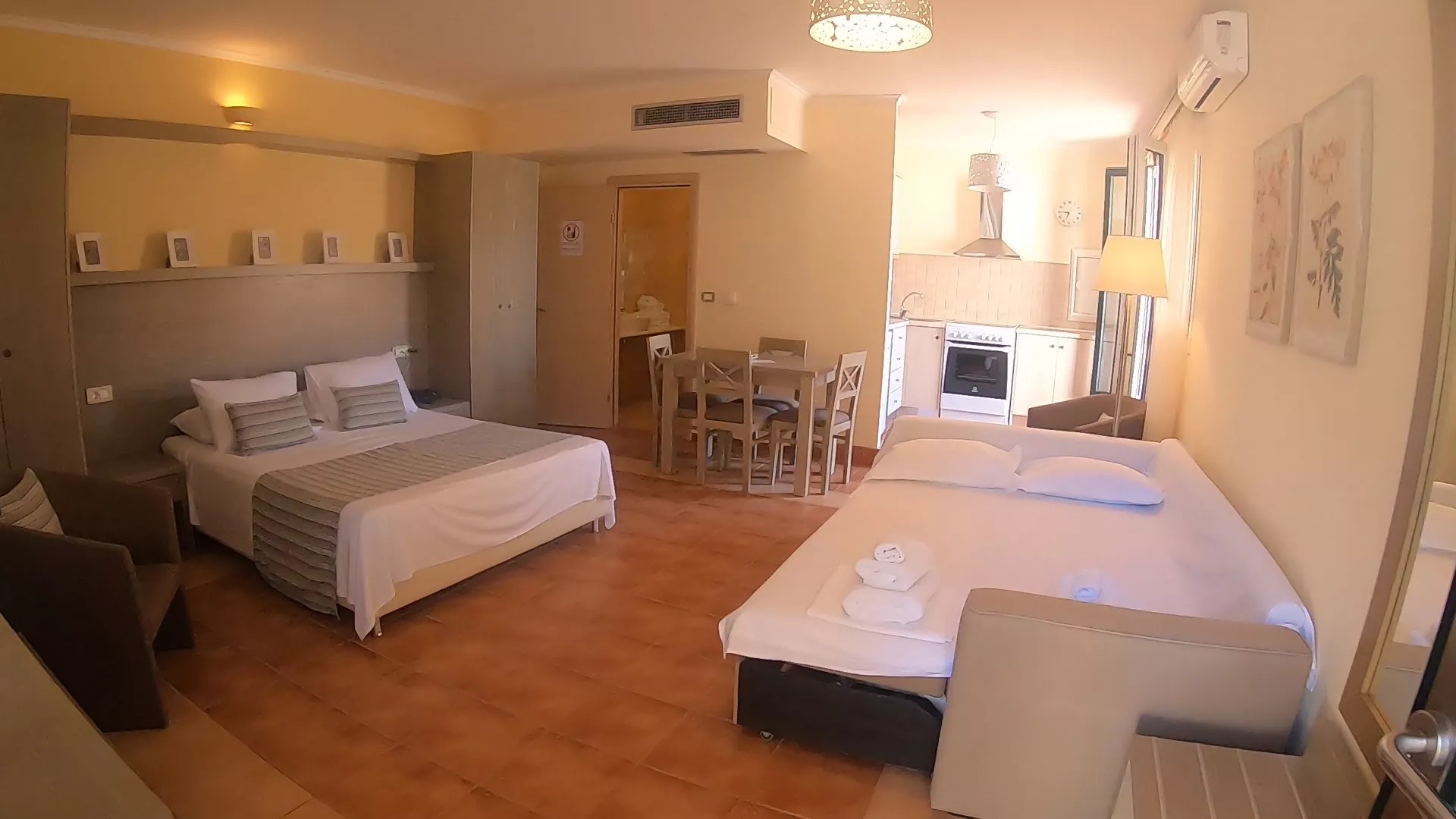 Sivota Gold Hotel and Beach Bar-Studio pogled more.jpg