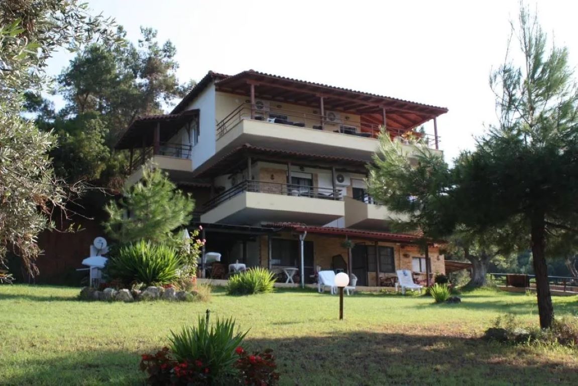 Hotel Bambola-Hotel spolja.jpg