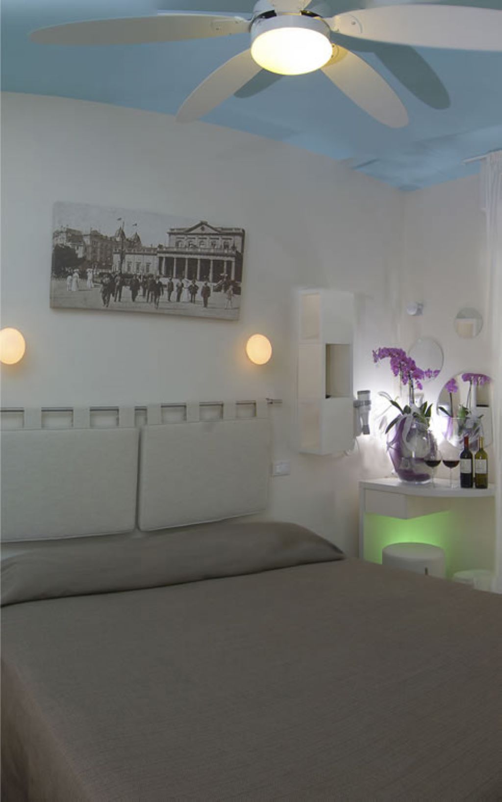 Casablanca Hotel-Standardna soba.jpg