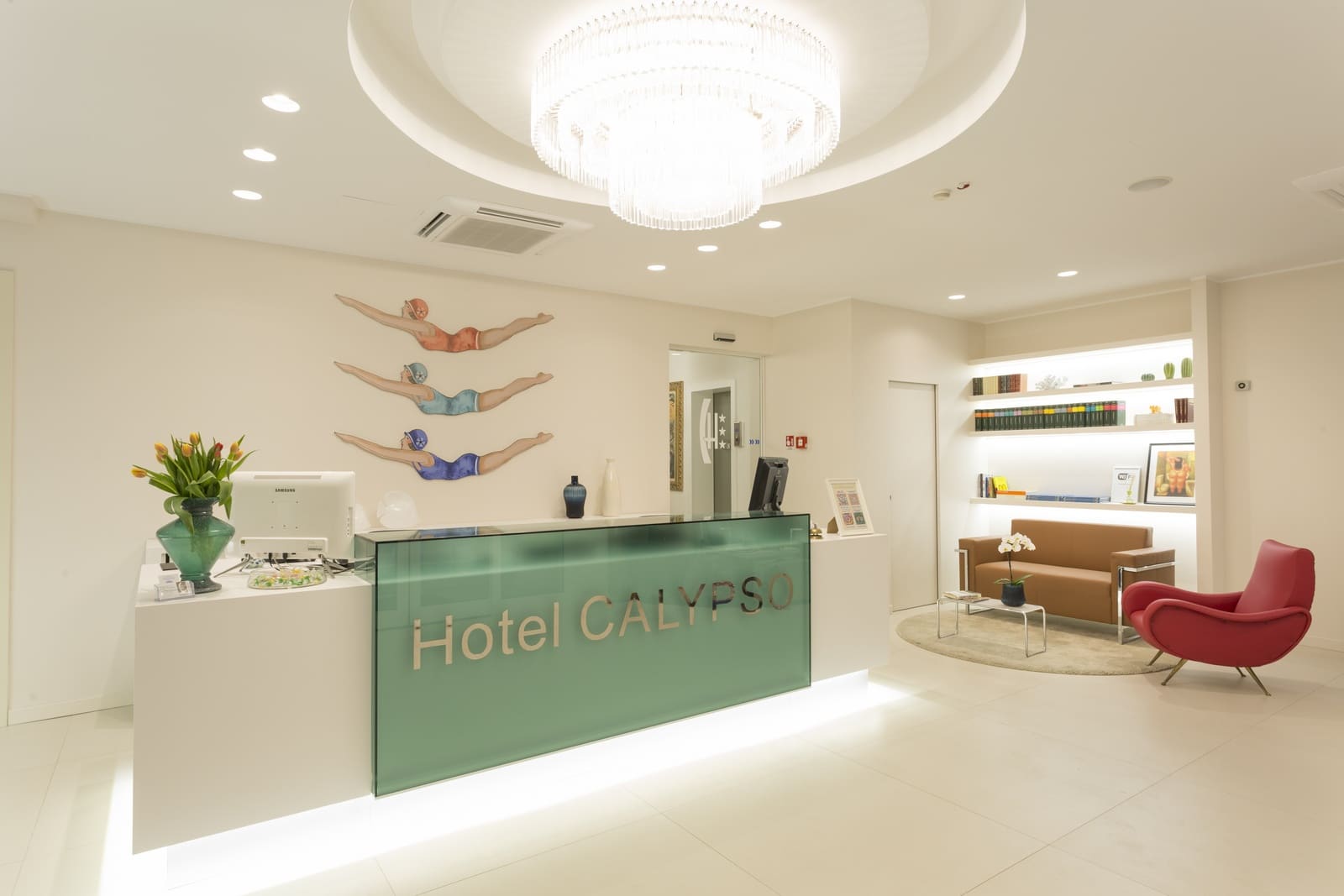 Calypso Hotel-Recepcija.jpg
