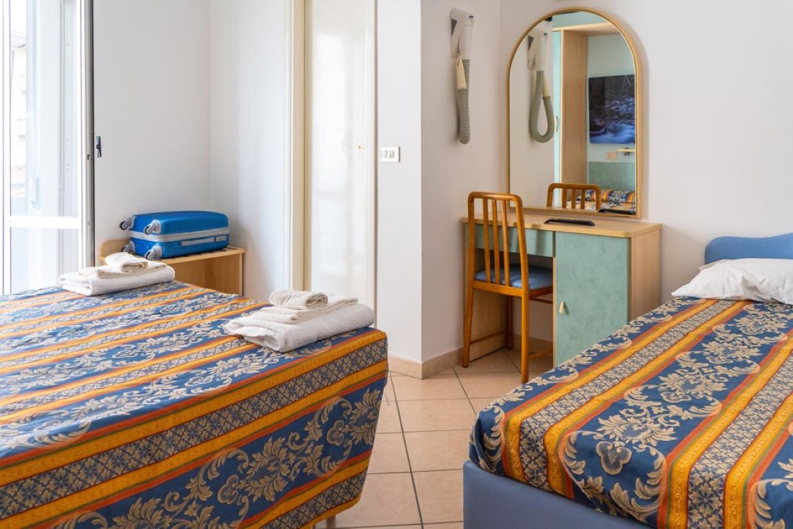 Hotel Tiglio-Superior trokrevetna soba.jpg