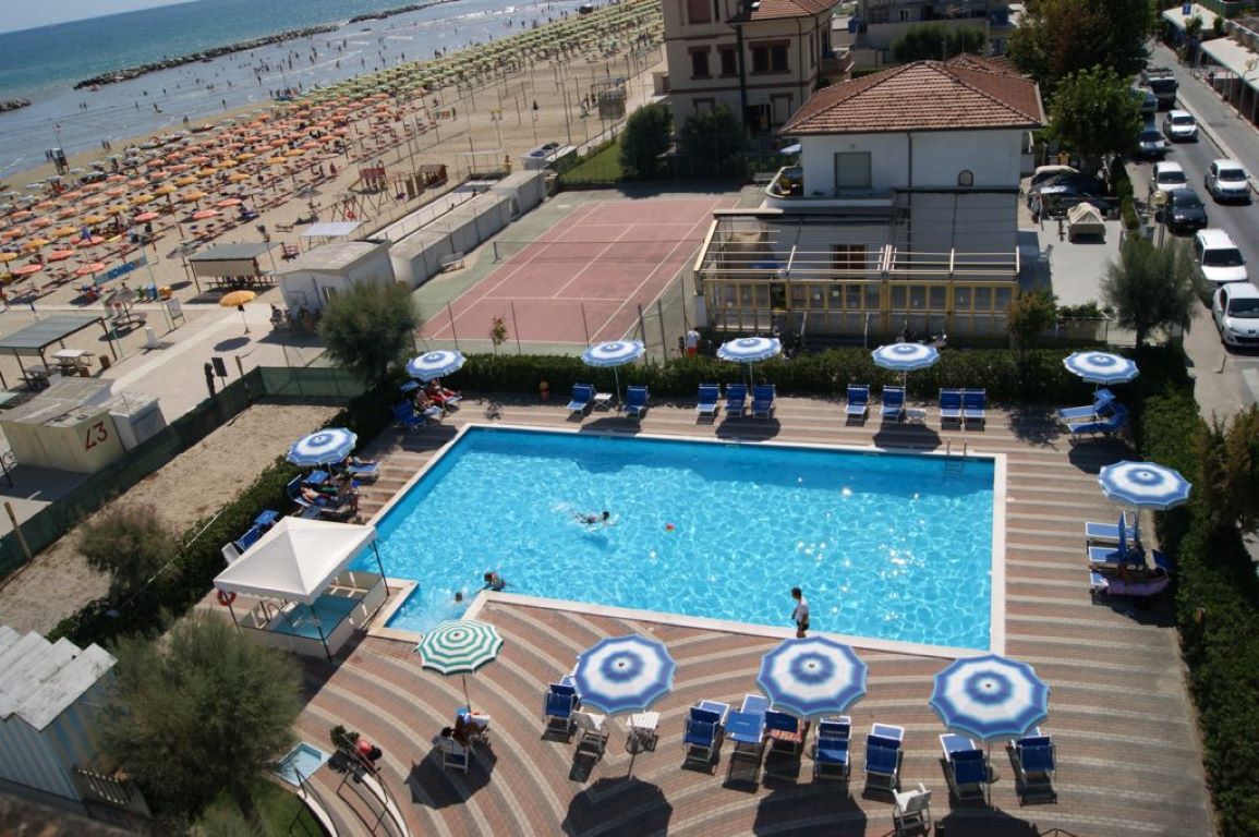 Hotel Atlantica Spiaggia-Kompleks hotela.jpg