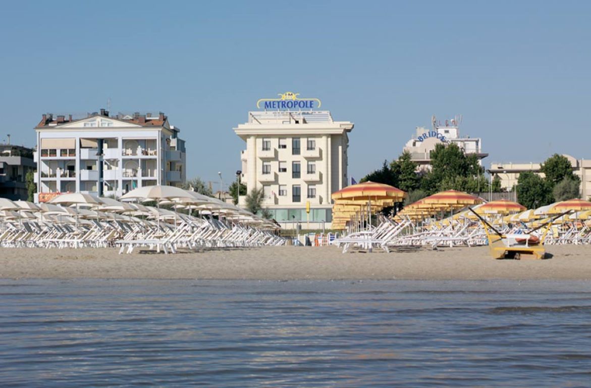 Hotel Metropole-Plaza.jpg