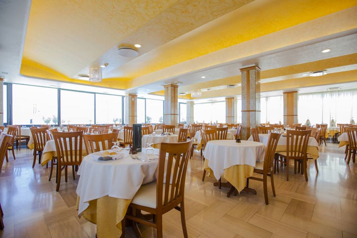 Metropole Hotel-Restoran.jpg