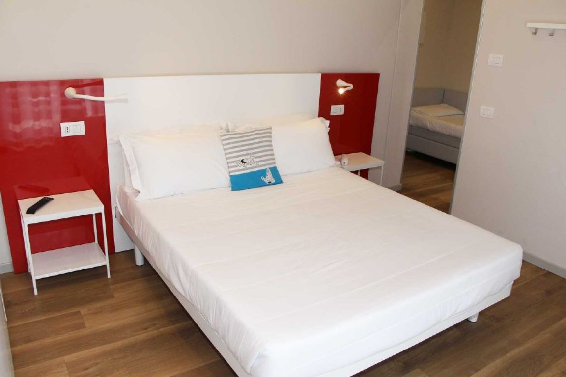 Aurea Hotel-Porodicna soba.jpg