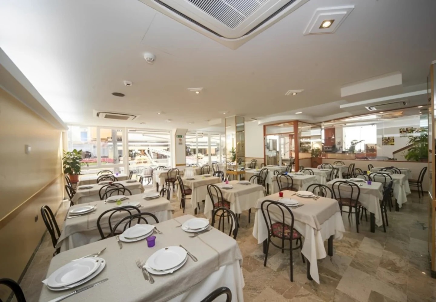 Hotel Zurigo-Restoran.jpg