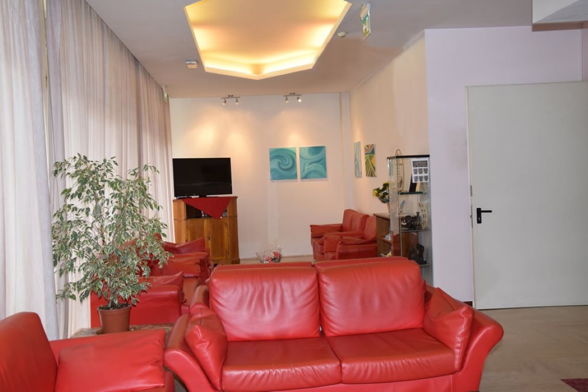 Hotel Bamby-Lobby.jpg