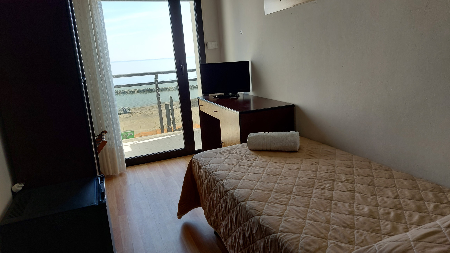 Hotel Avila In-Jednokrevetna soba.jpg