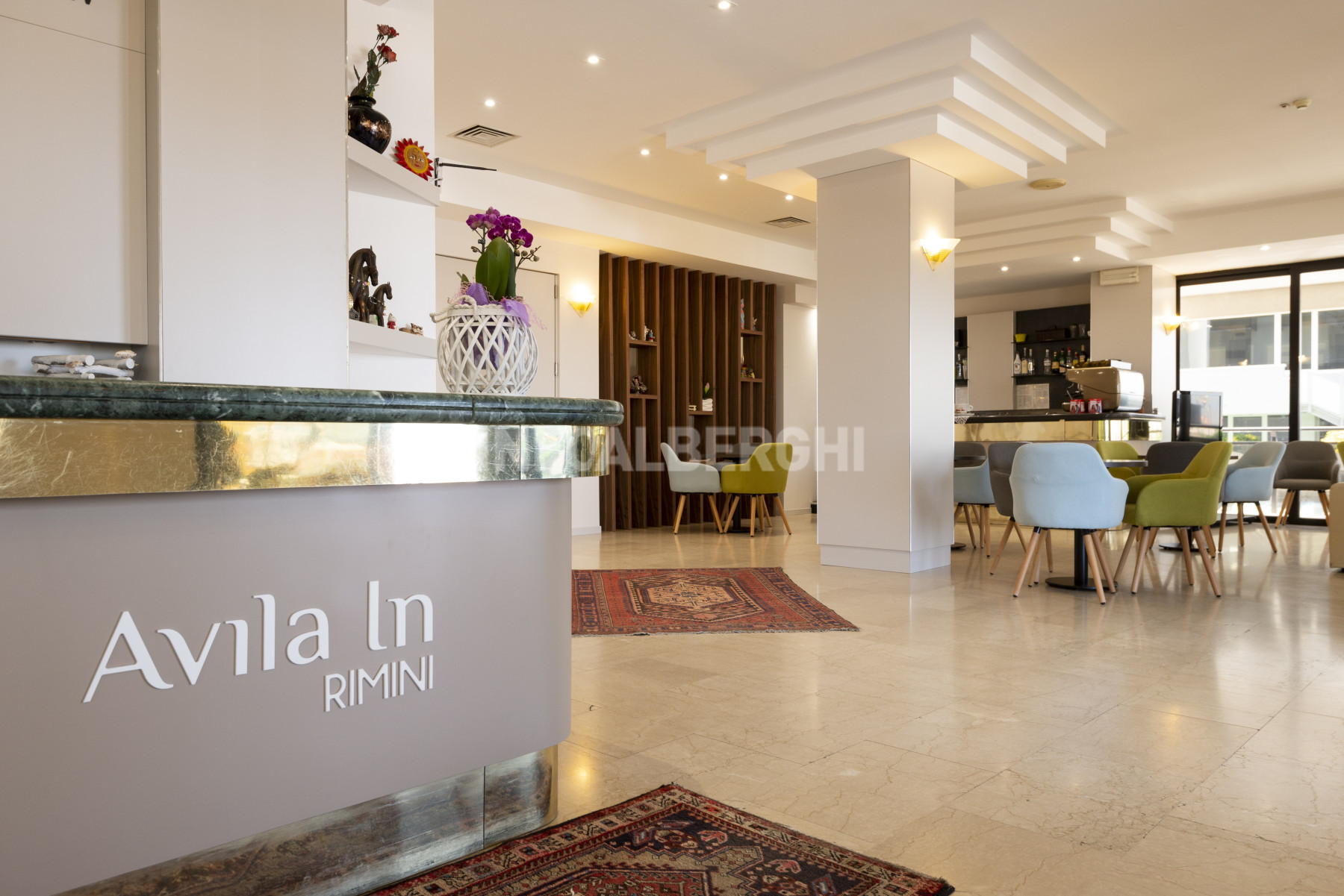 Hotel Avila in-Recepcija.jpg