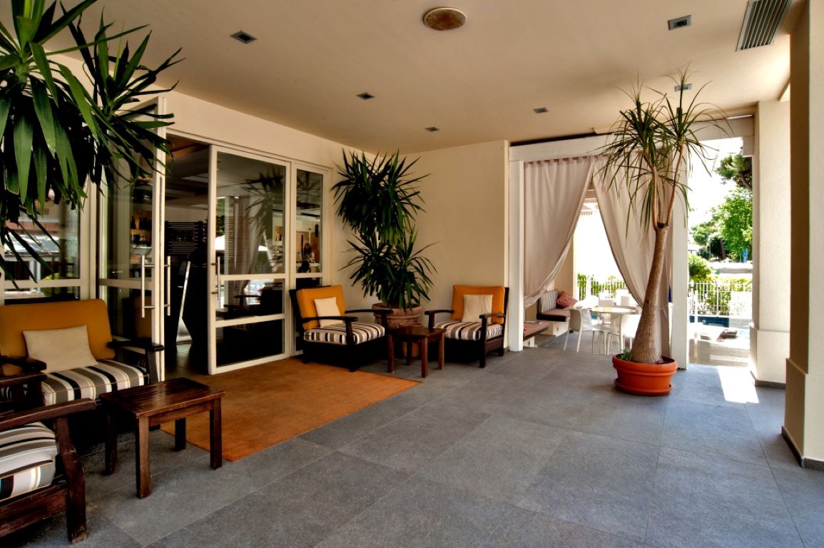 Hotel Le Rose Suite-Ulaz u hotel.jpg
