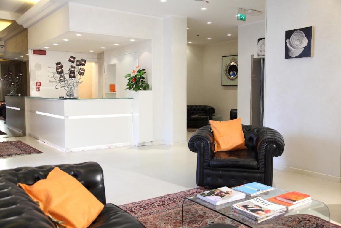 Hotel Rosabianca-Lobby.jpg