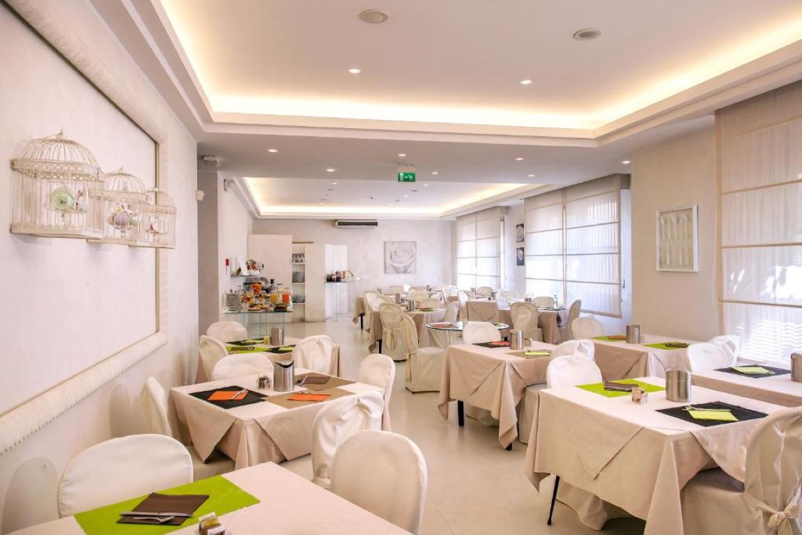 Hotel Rosabianca-Restoran.jpg