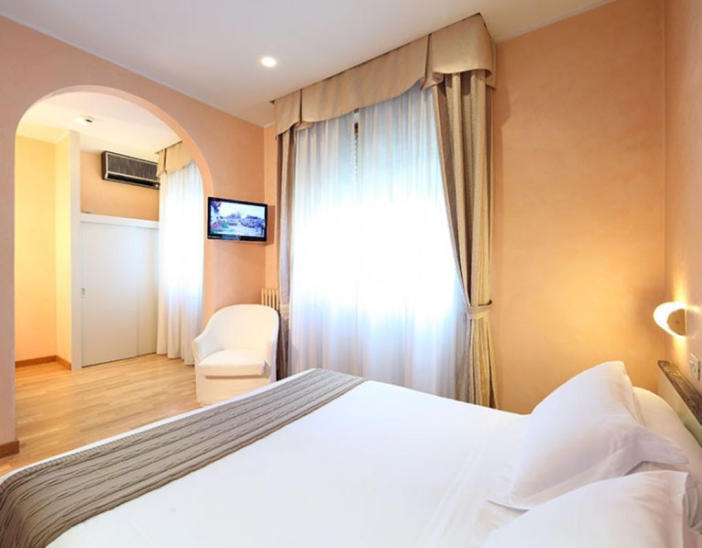 Hotel Rosabianca-Superior soba.jpg