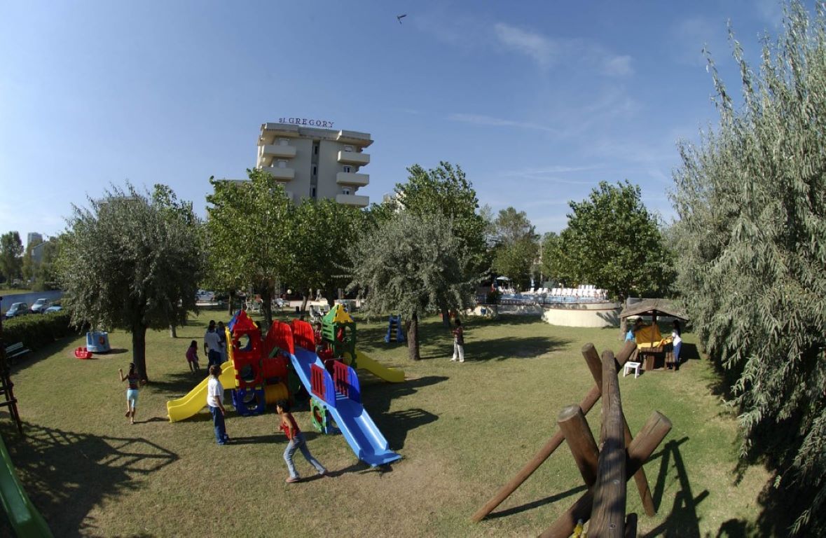 St Gregory Park Hotel-Decije igraliste.jpg