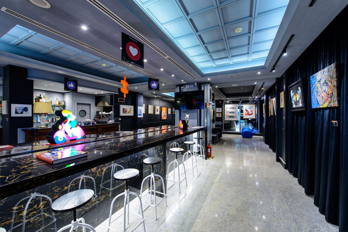 Clarion Hotel Admiral Palace-Bar.jpg