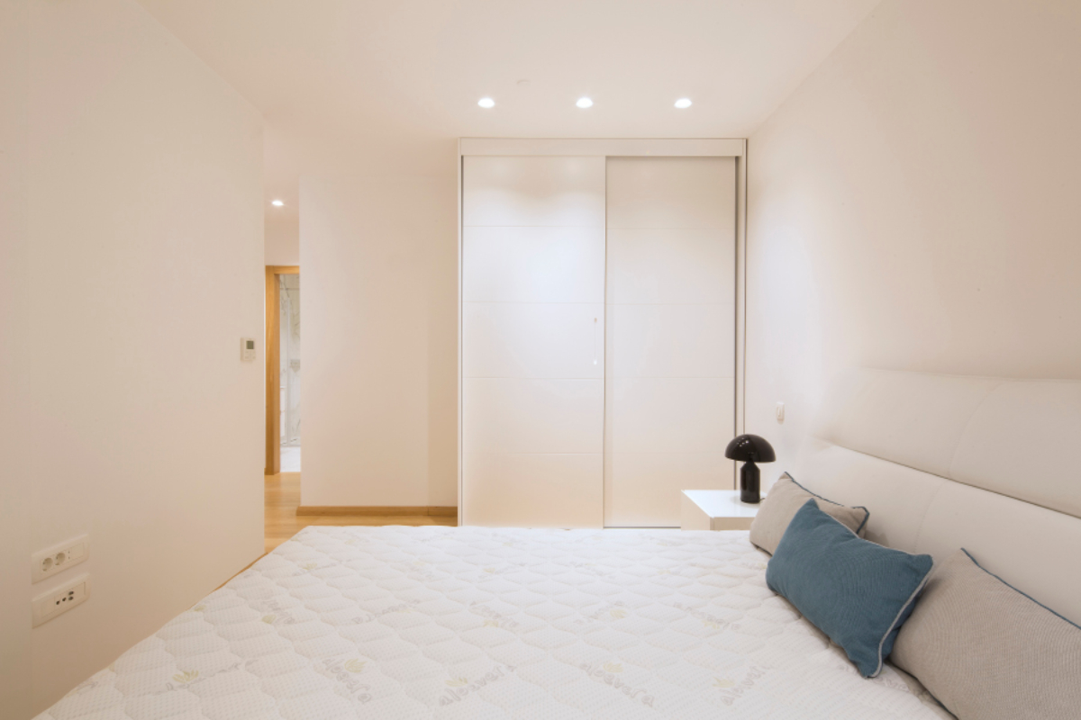 Hotel WoW lux trosoban apartman spavaća soba.jpg