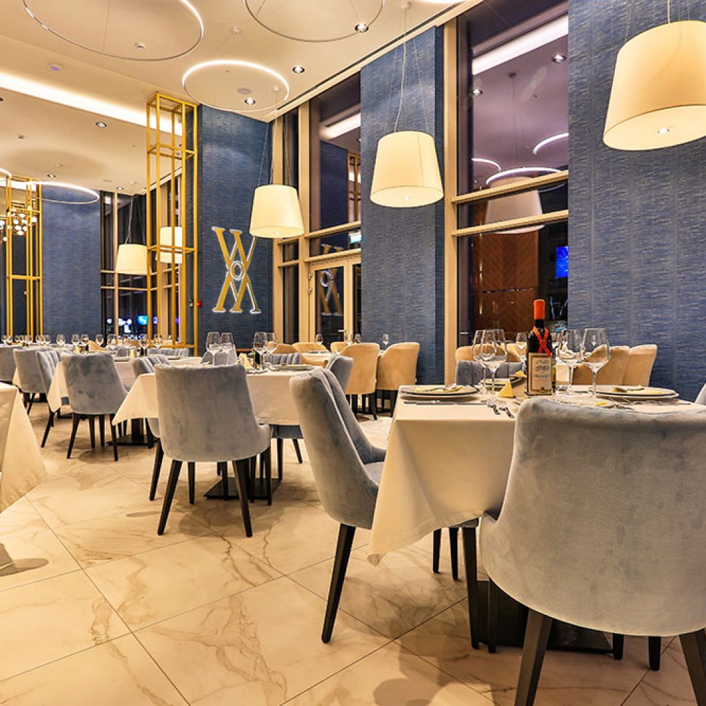 Hotel WoW restoran.jpg
