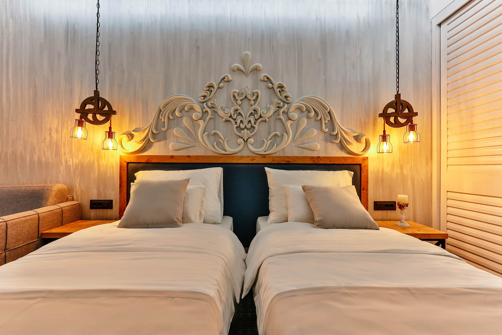Hotel Tate by Aycon soba.jpg