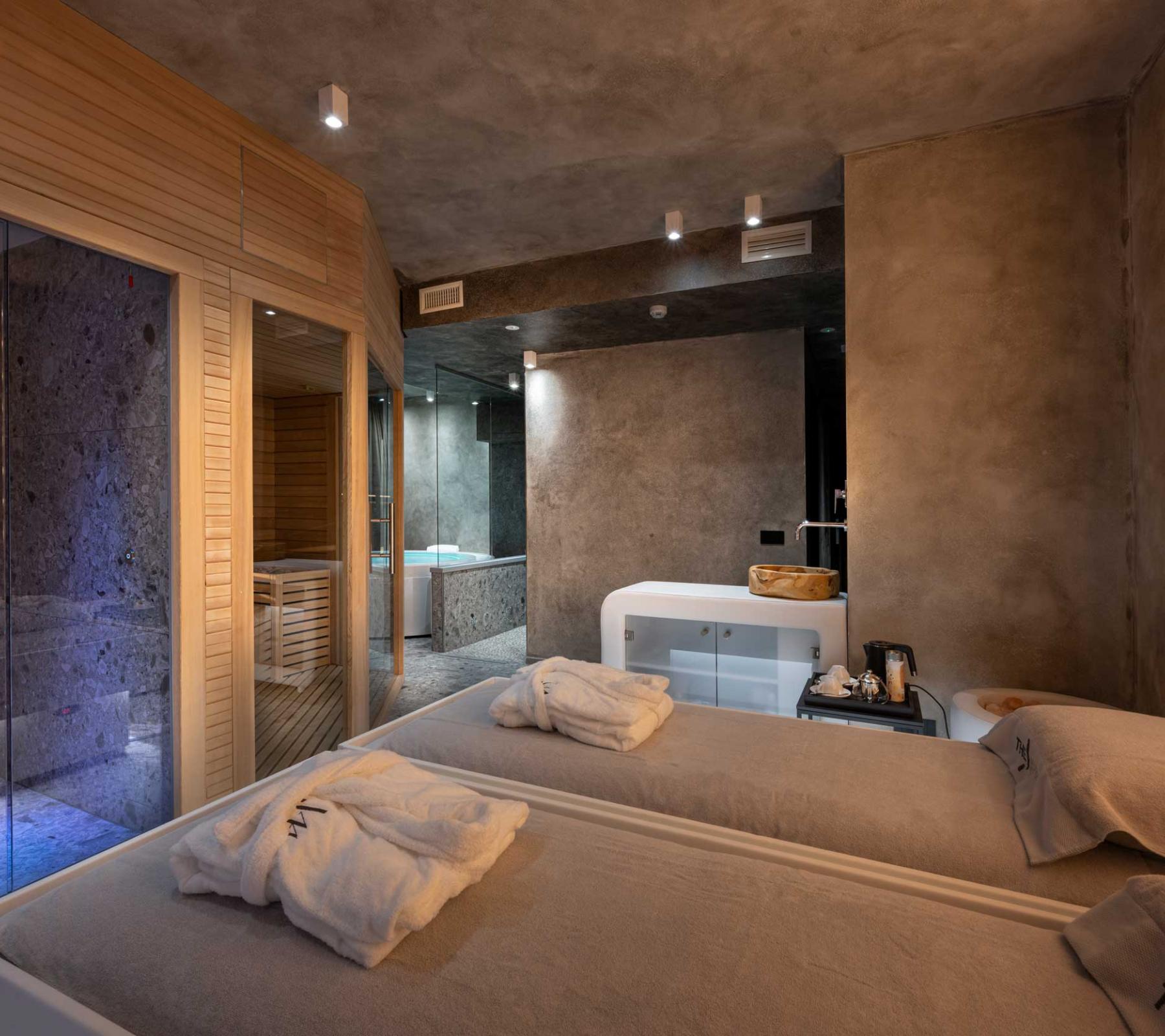 J44 Lifestyle Hotel-Soba za opustanje.jpg