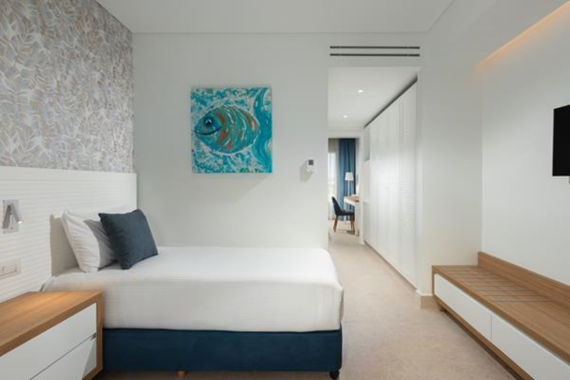 Blue Lagoon Queen-Suite.jpg