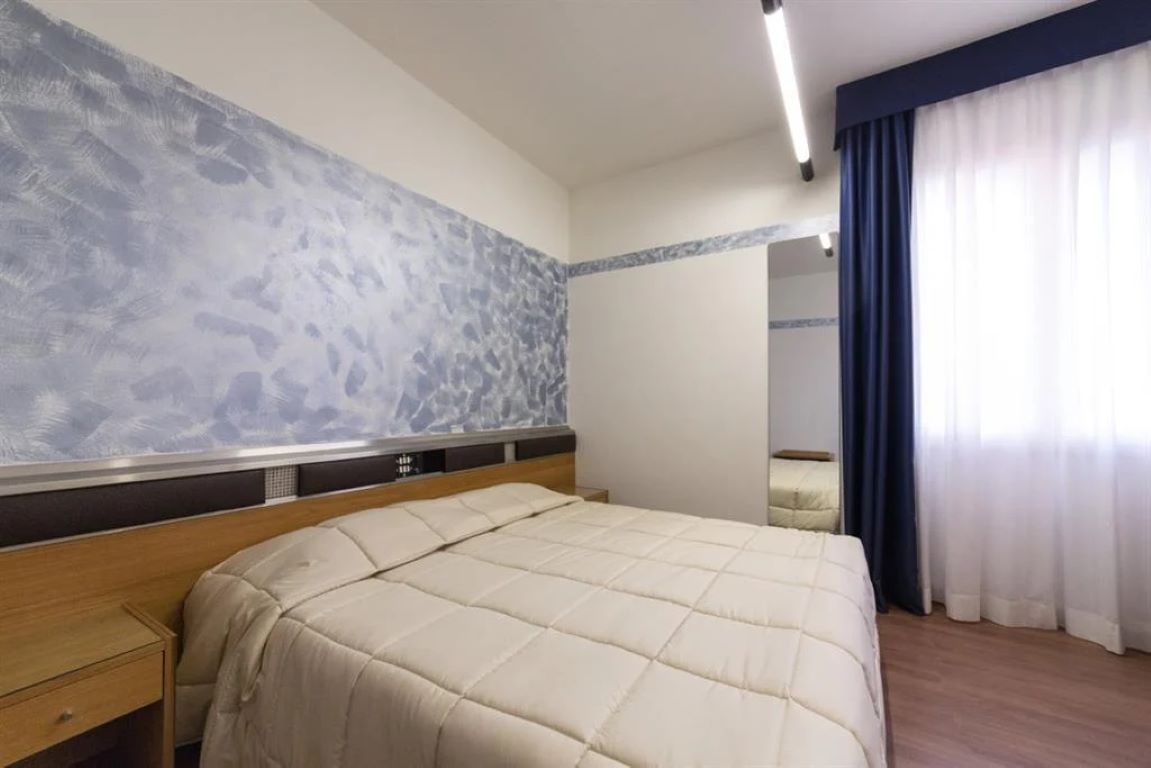 Park Hotel Rimini-Cetvorokrevetna soba.jpg