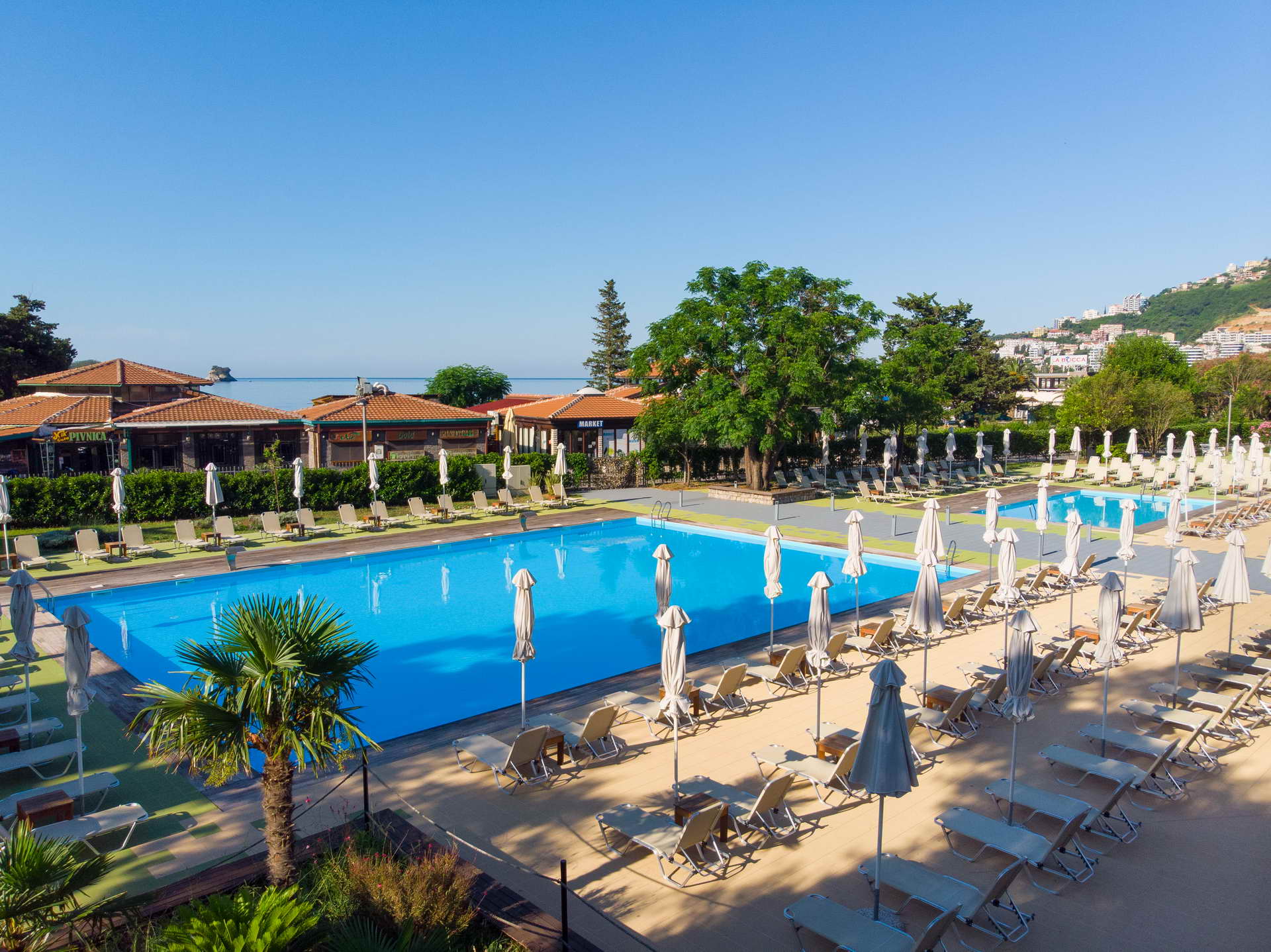 Hotel Aleksandar-Bazen.jpg