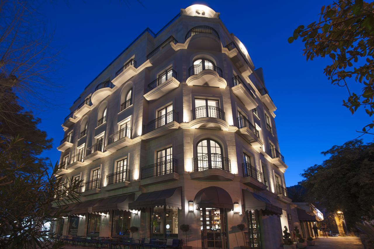 Majestic hotel.jpg
