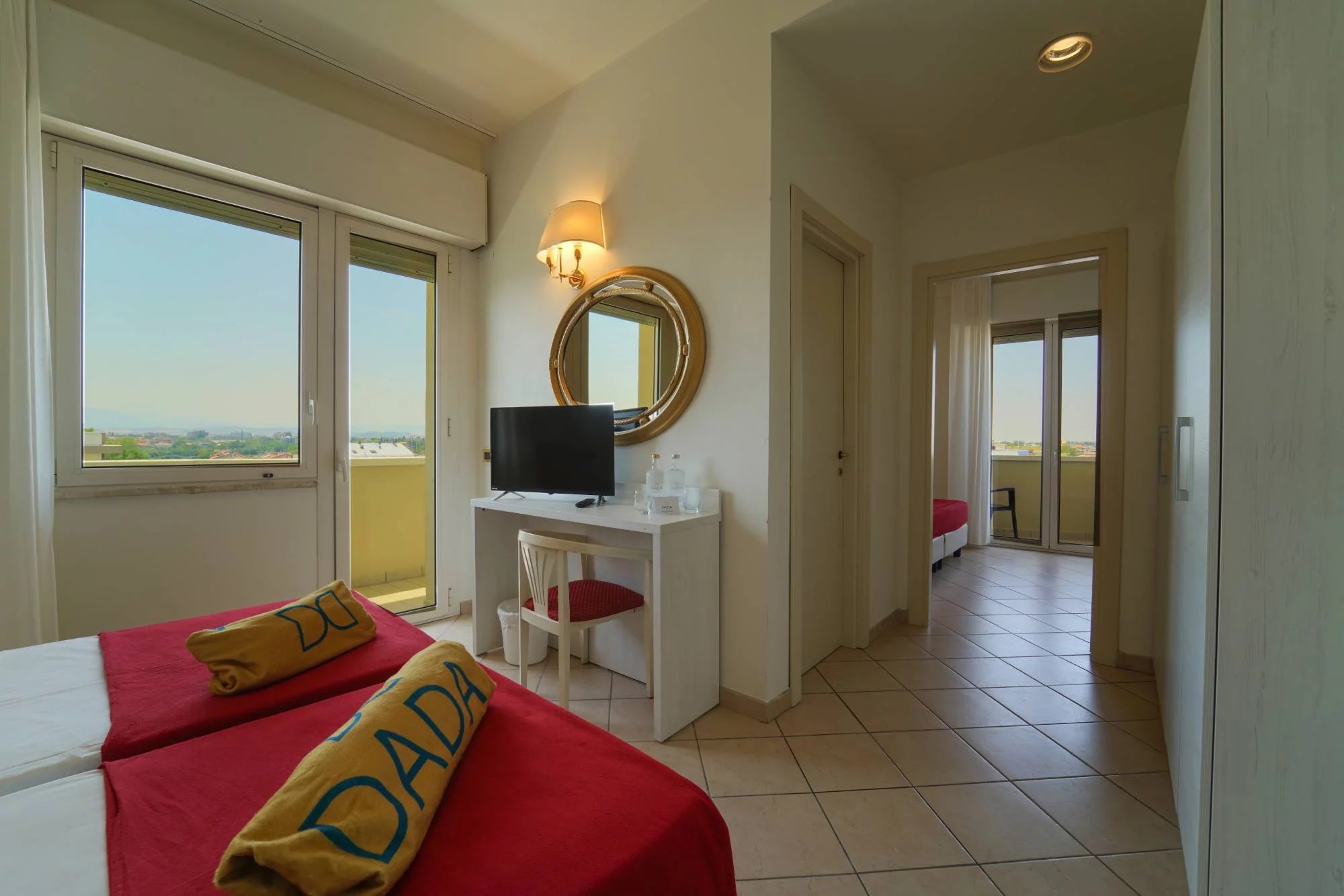 Hotel Imperial Beach-Porodicna soba.jpg