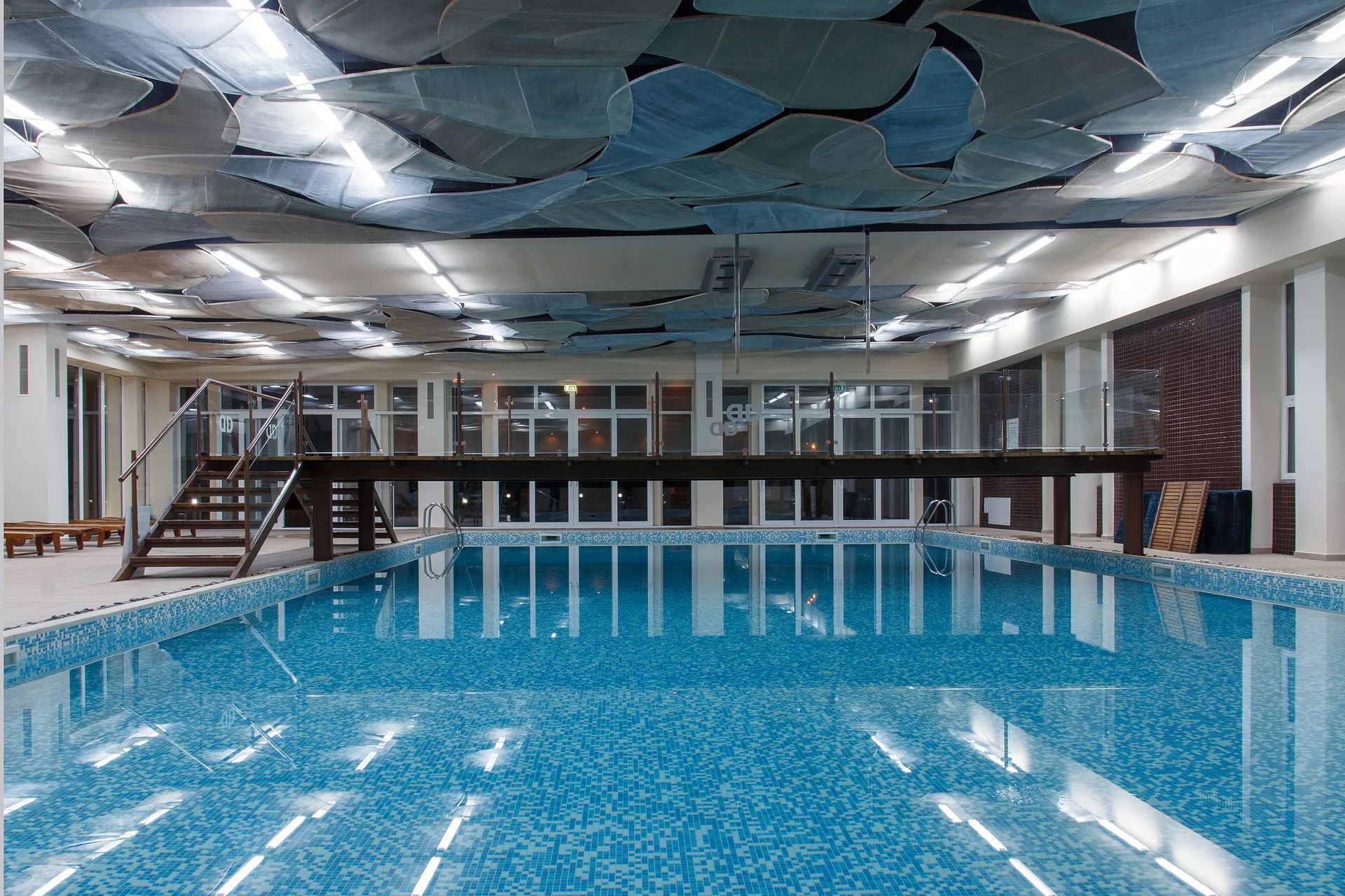 2D Resort & Spa Hotel-Unutrasnji bazen.jpg