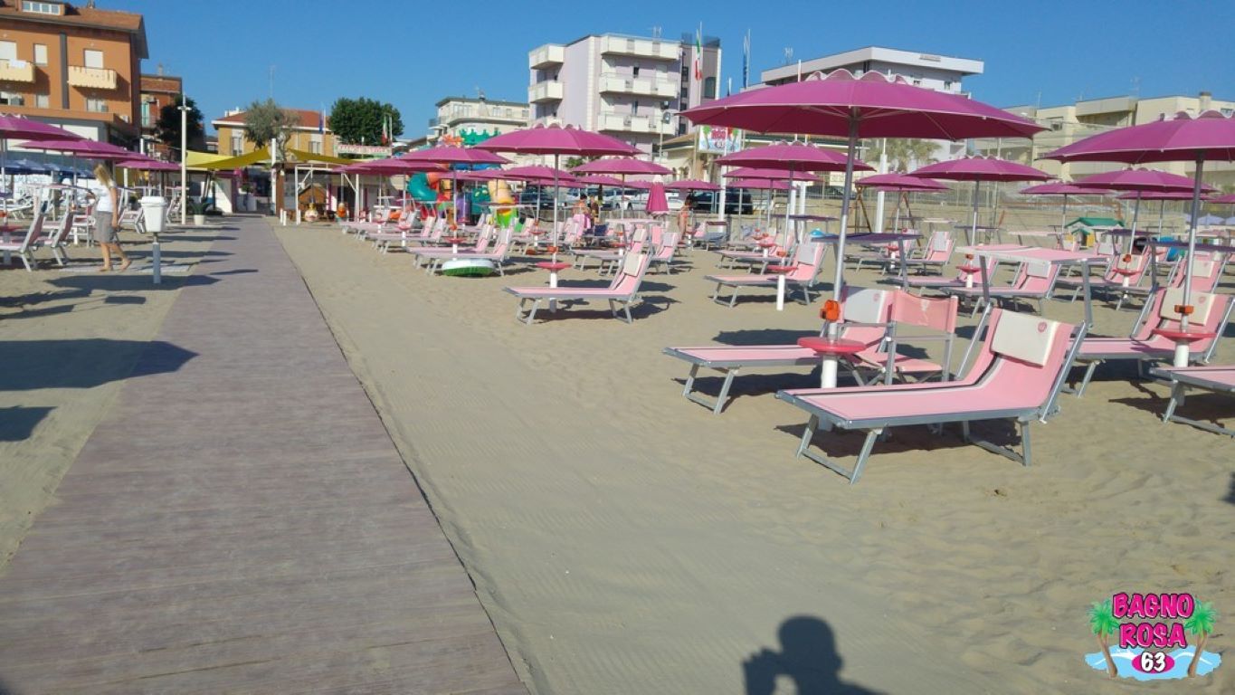 Crystal Hotel-Plaza.jpg