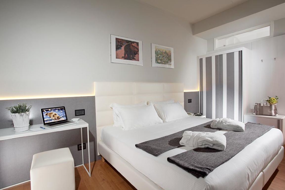 Ascot & Spa Hotel-Deluxe soba.jpg