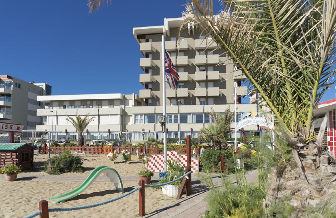 Hotel Ascot & Spa-Decije igraliste.jpg