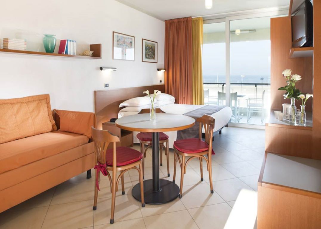 Hotel Ascot & Spa-Studio.jpg