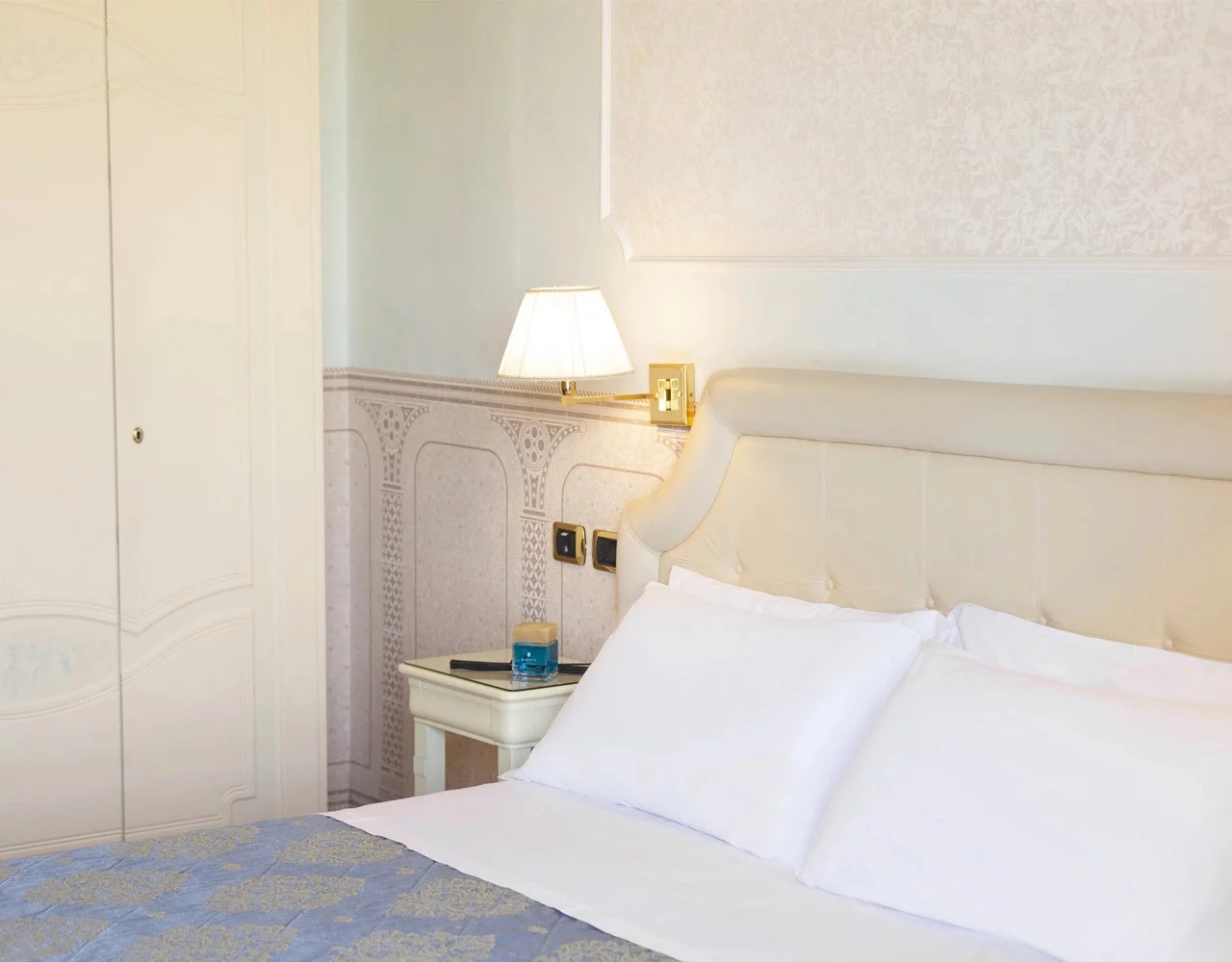 Baia Imperiale & Spa Hotel-Economy soba.jpg