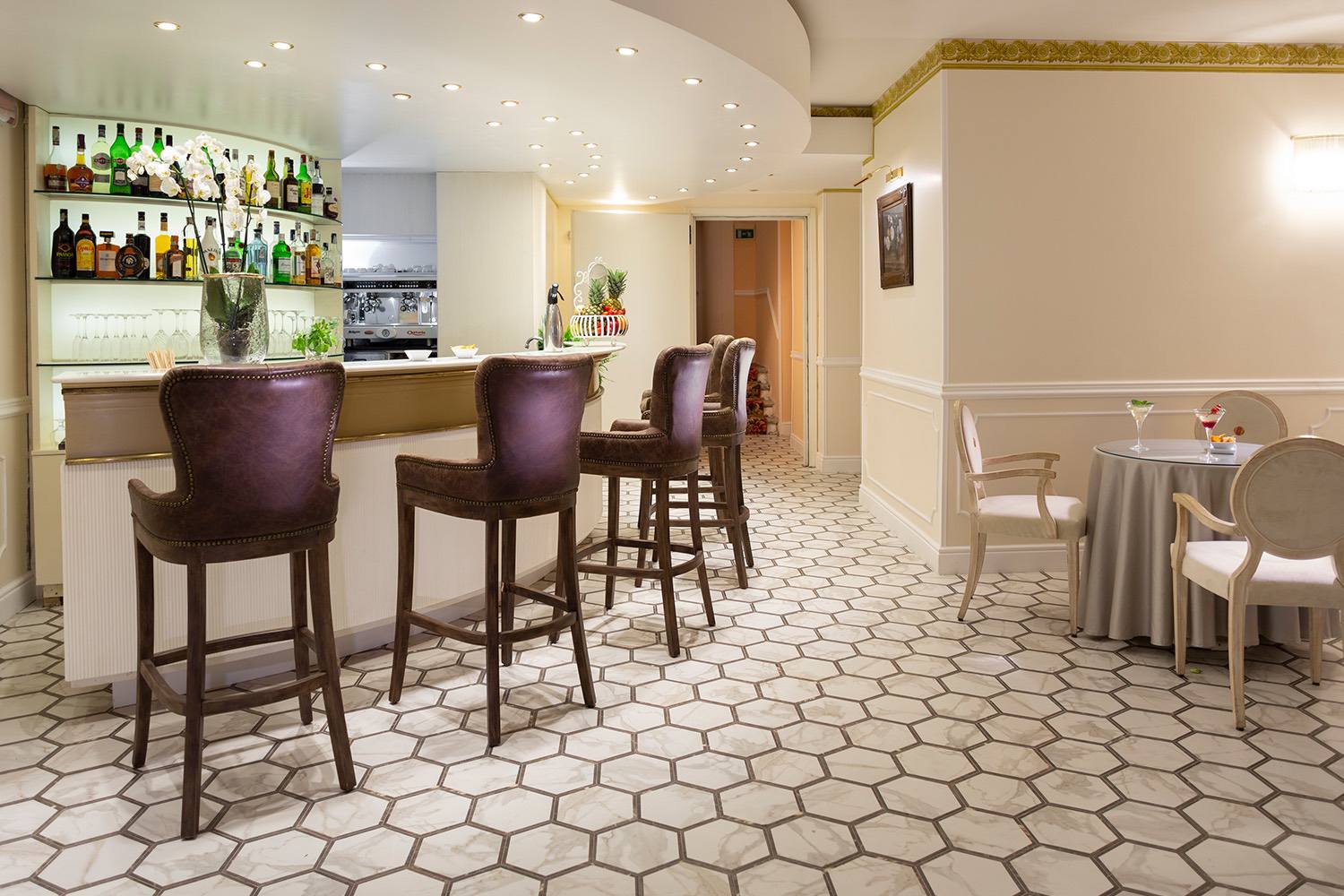 Milton Rimini Hotel-Lobby bar.jpg