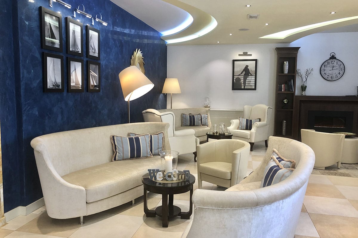 Erbavoglio Hotel-Lobby.jpg