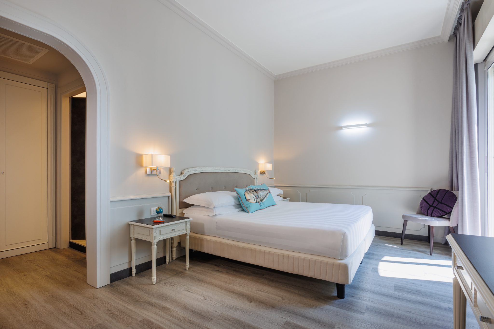 Parco dei Principi Hotel-Executive soba delimican pogled more.jpg