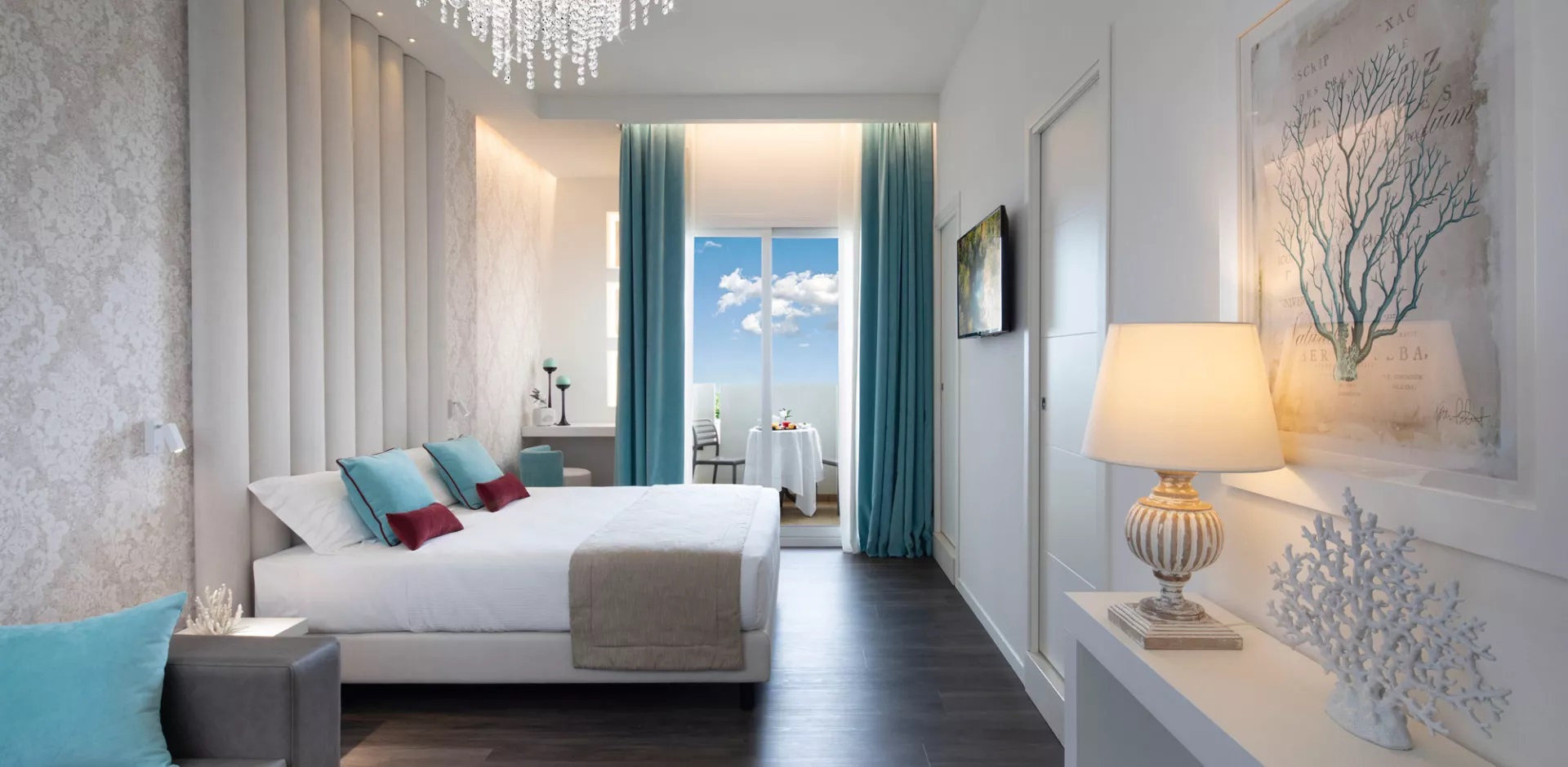 Hotel Litoraneo Suite-Standardna soba.jpg