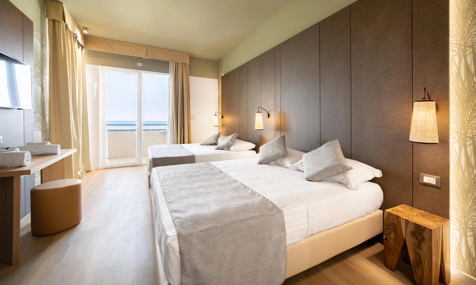 Life Hotel-Queen soba.jpg