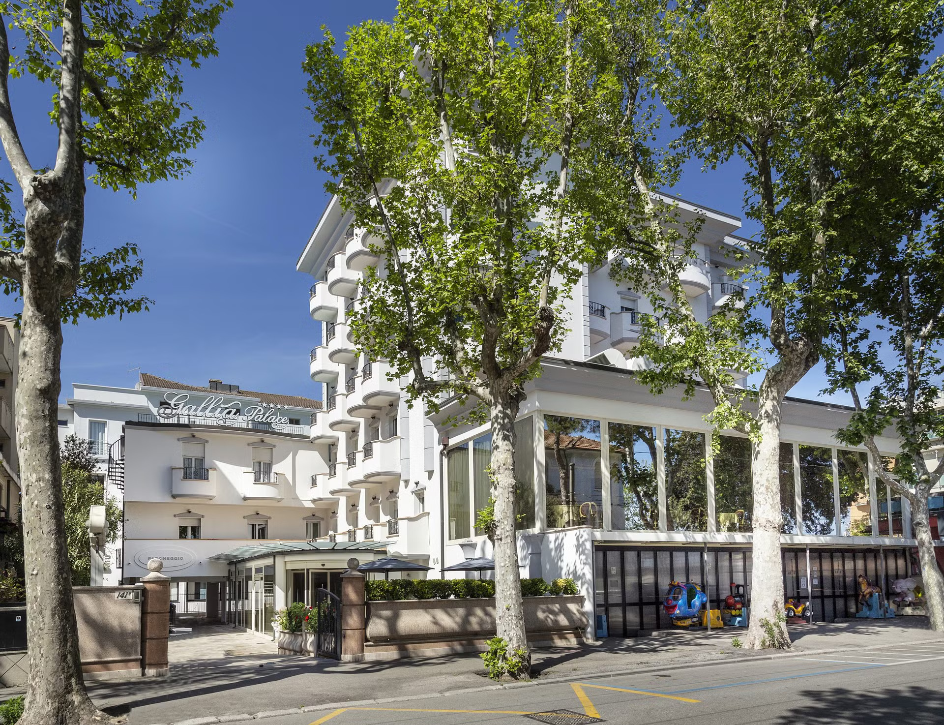 Hotel Gallini Palace-Kompleks hotela.jpg