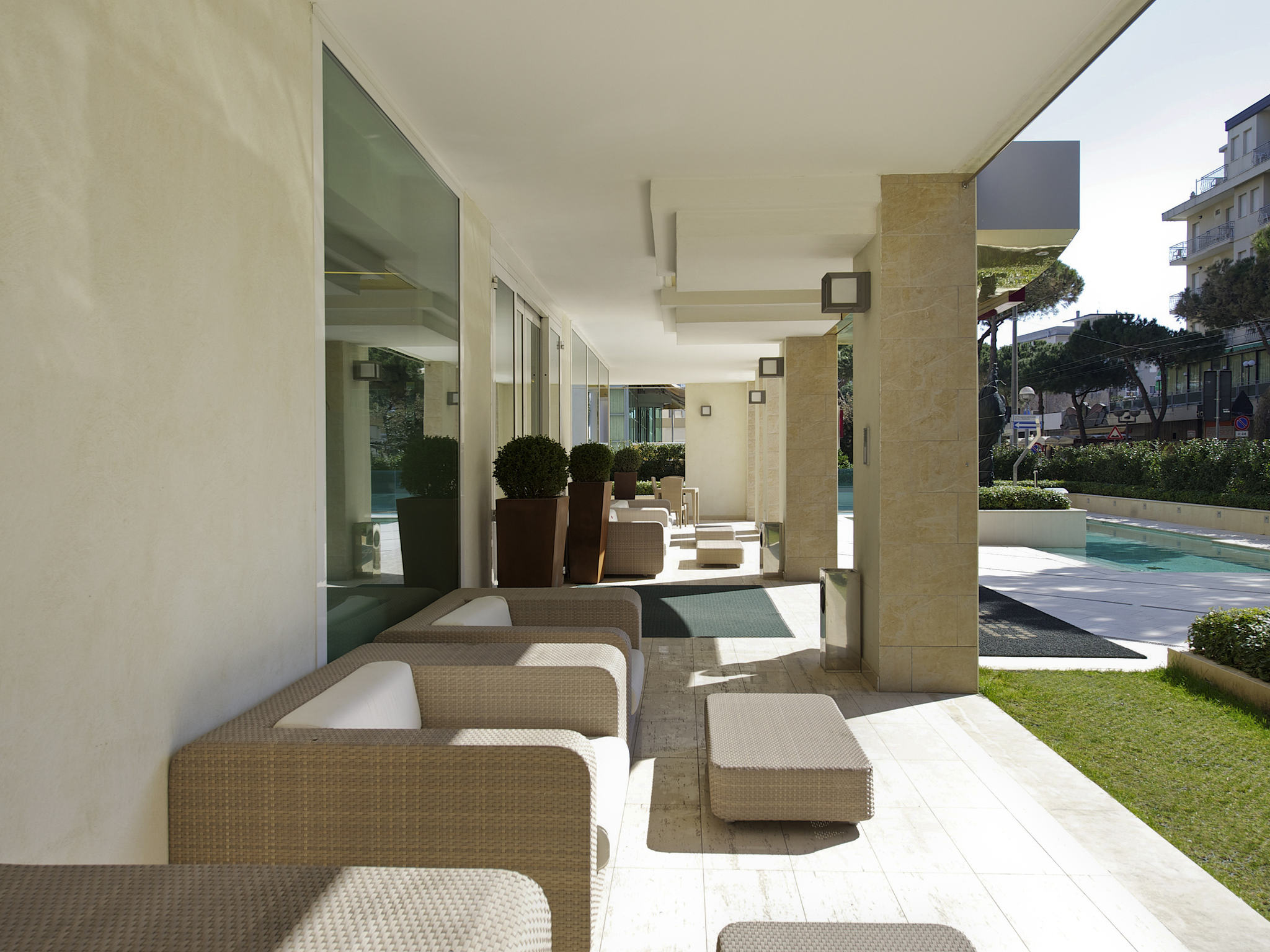 Mercure Rimini Artis Hotel-Bar.jpg