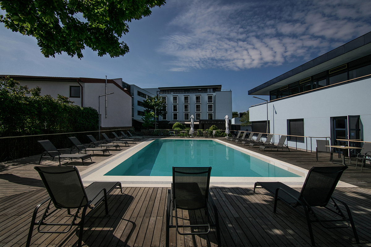 Hotel Reghina Blue-Bazen.jpg
