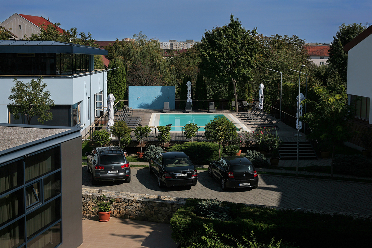 Reghina Blue-Parking.jpg