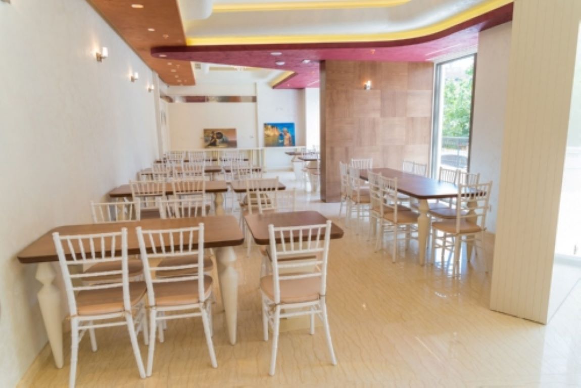 Hotel Kadmo by Aycon-Bar.jpg