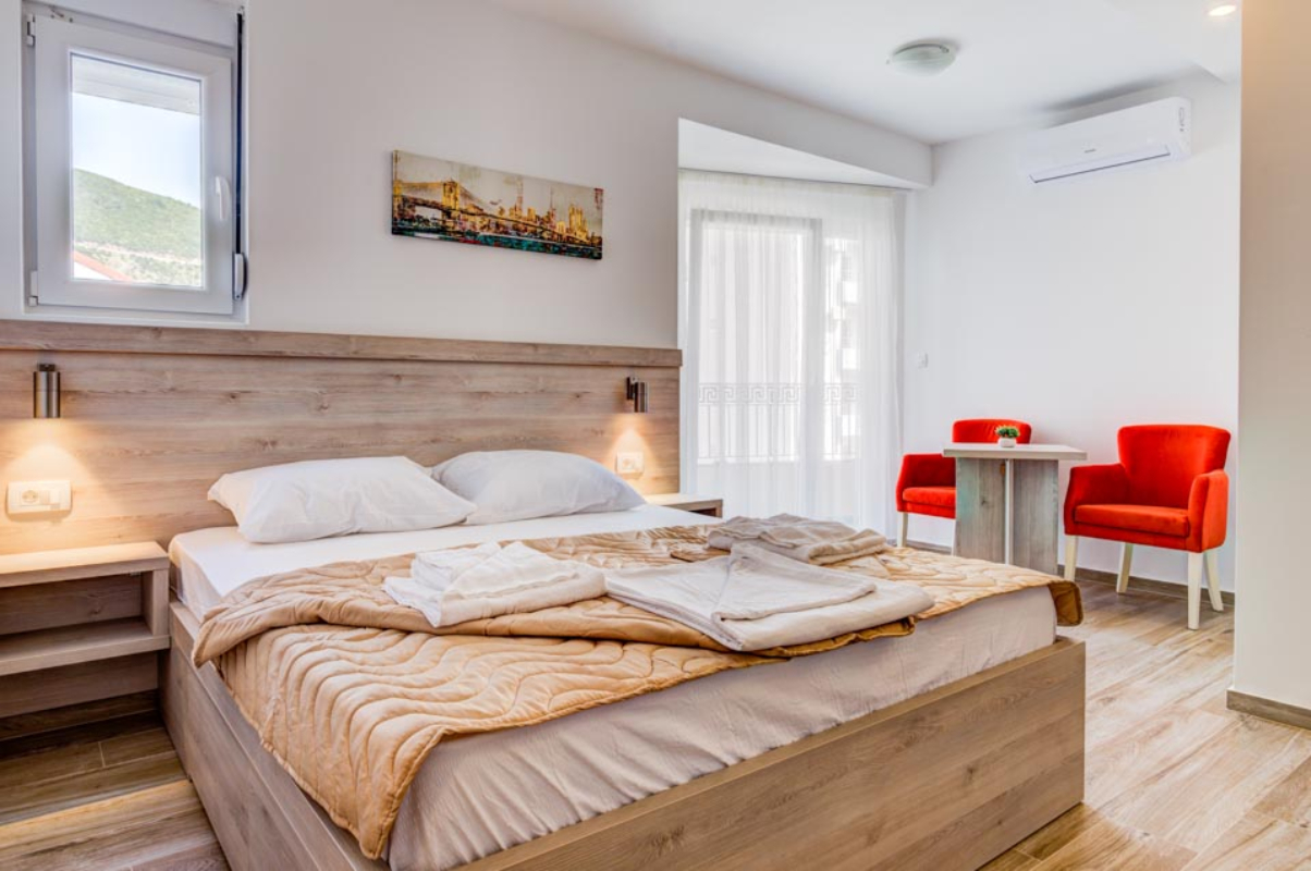 Apartmani Al Mare soba.jpg