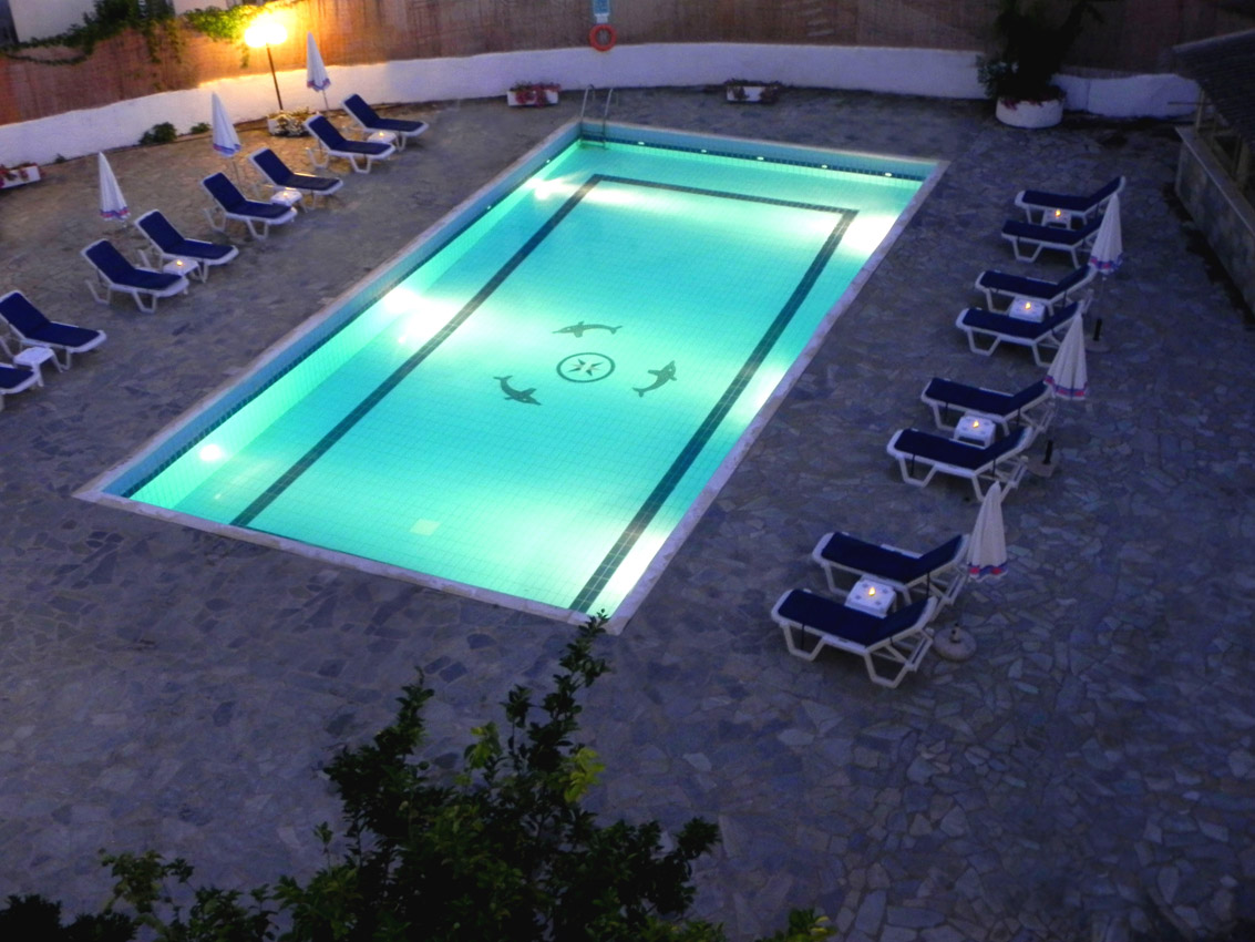 Hotel Alkionis swimming pool.jpg