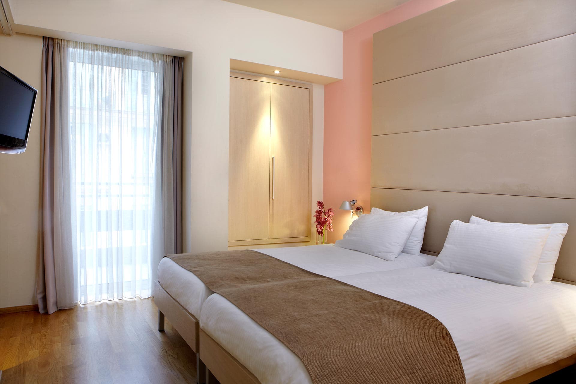 Hotel Olympia std soba.jpg