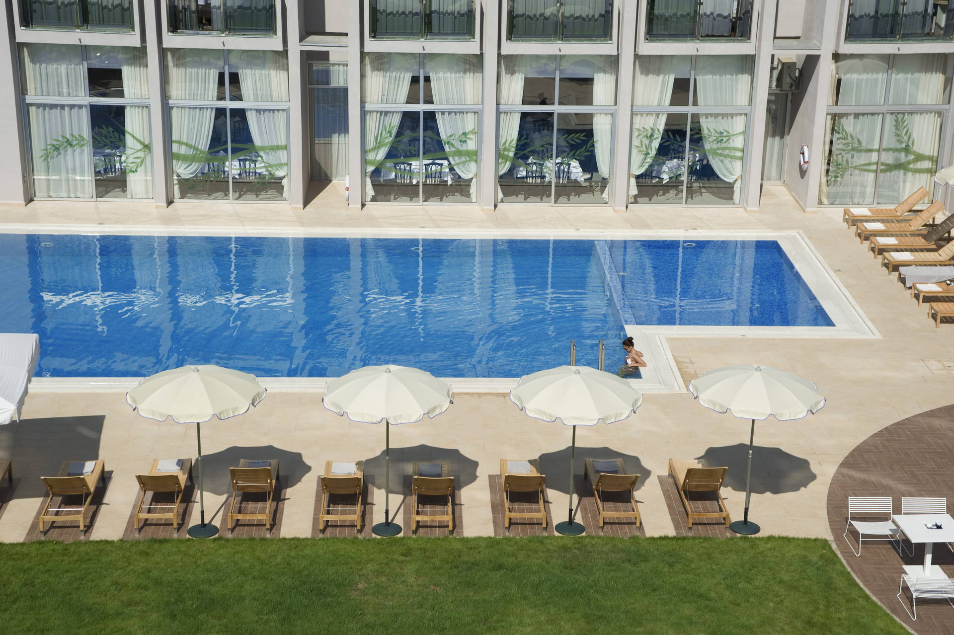 Hotel Tara izgled bazena.jpg